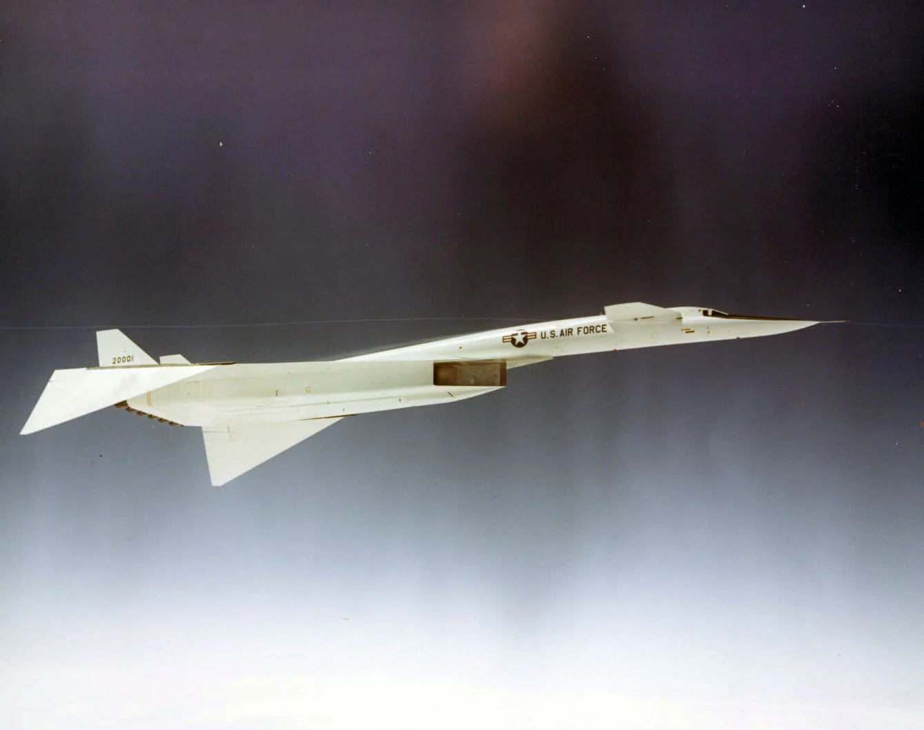 XB-70s folding wingtips made use of the compression lift effect