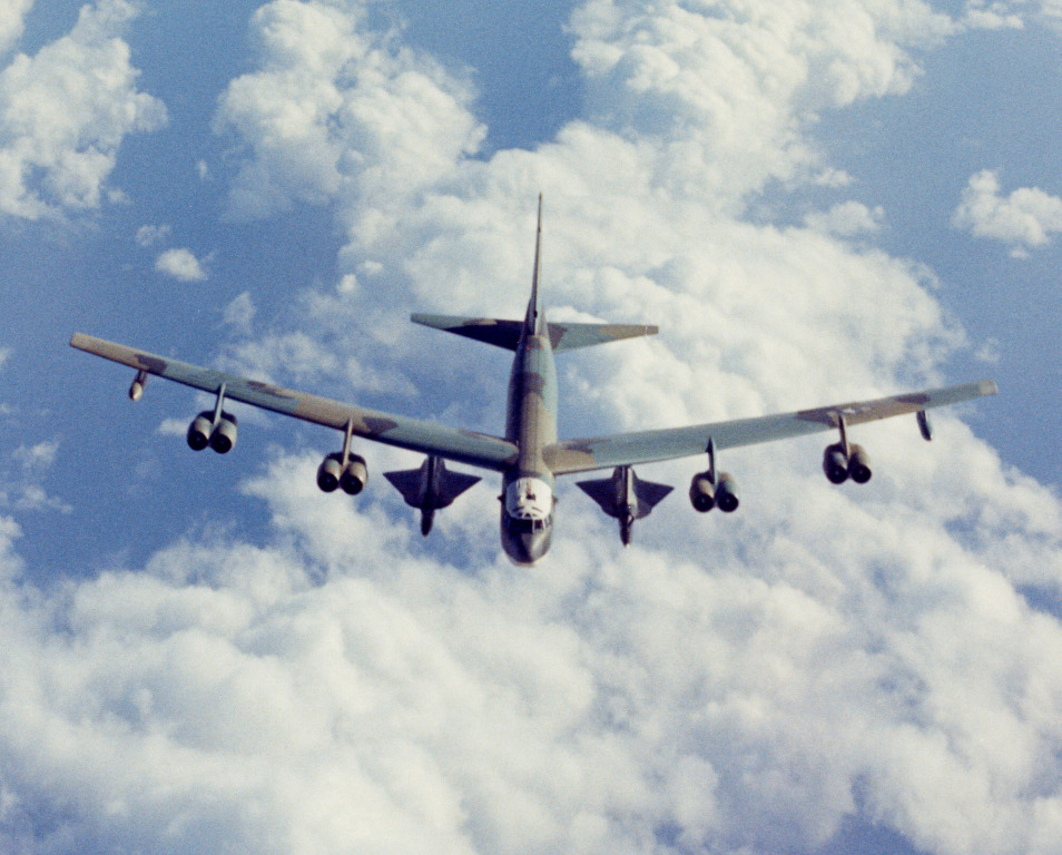 A modified B-52 could carry two D-21s.