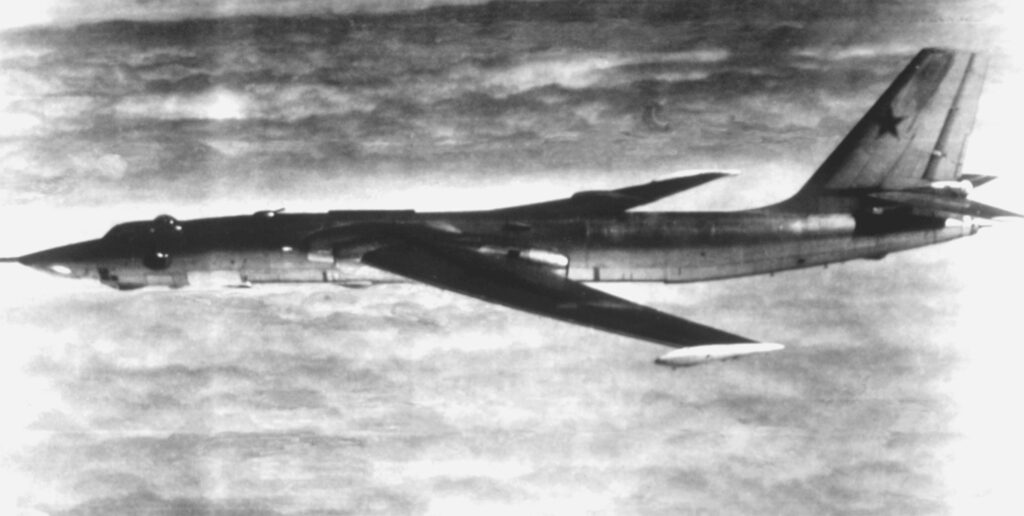 An M-4 (3MD) Bison in flight.