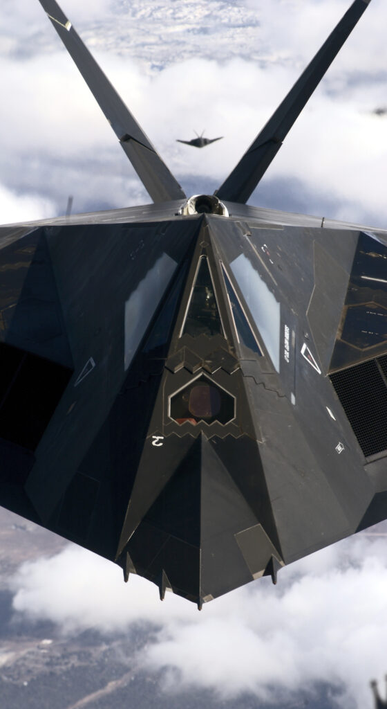 The F-117 is a mean looking aircraft.