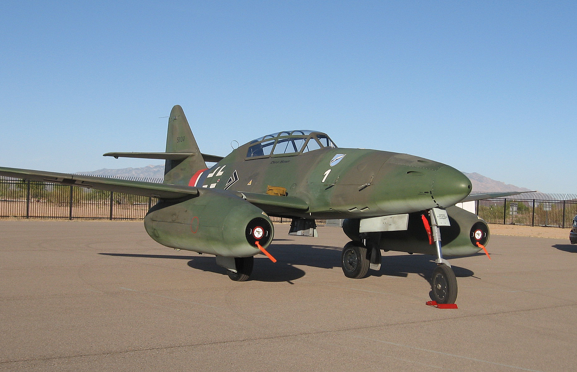 There are very few suriving examples of Me 262s left. However there are flying replicas.