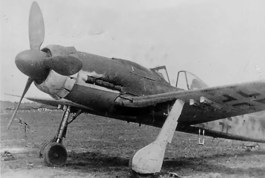 The Ta 152 was an evolution of the Fw 190D.