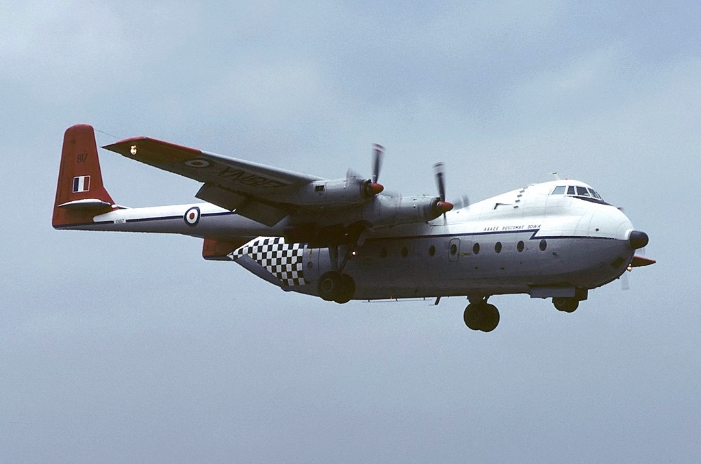 An AW 660 on landing.