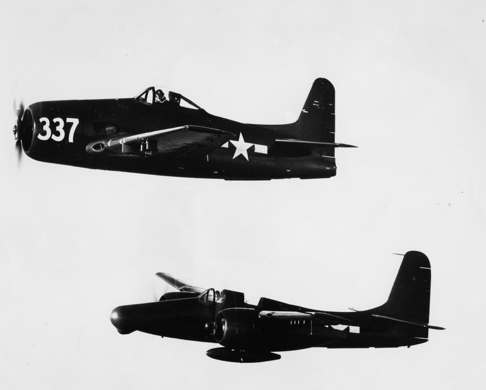 F6F and F7F in flight.
