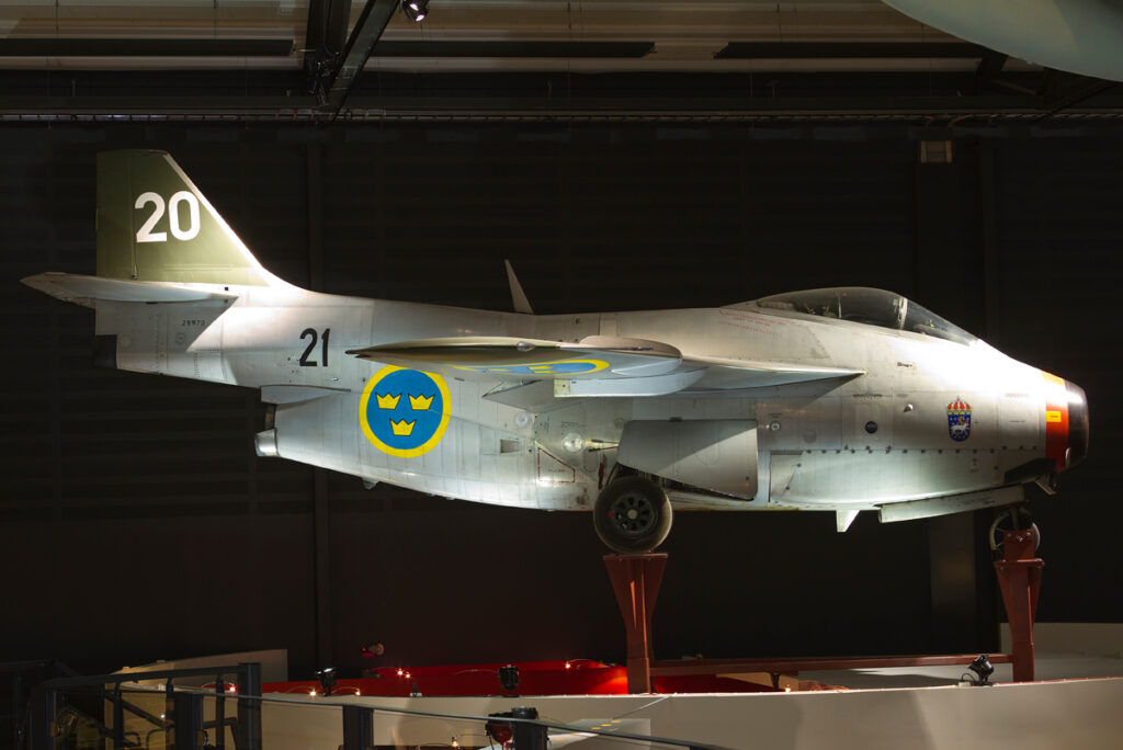 A side view of the Saab 29.