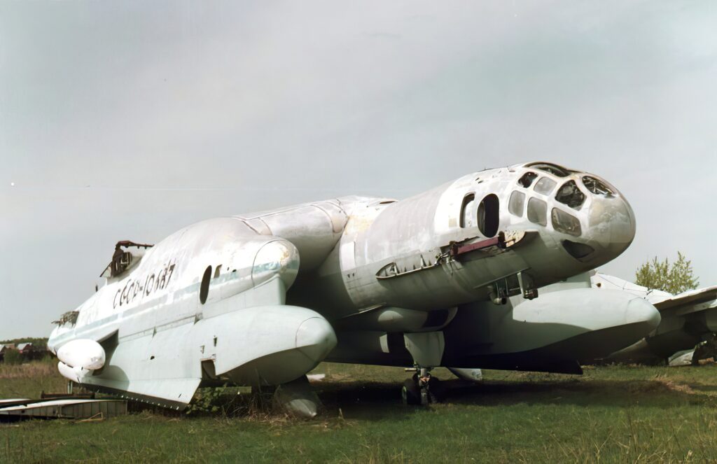 The VVA-14 in a state of disrepair.