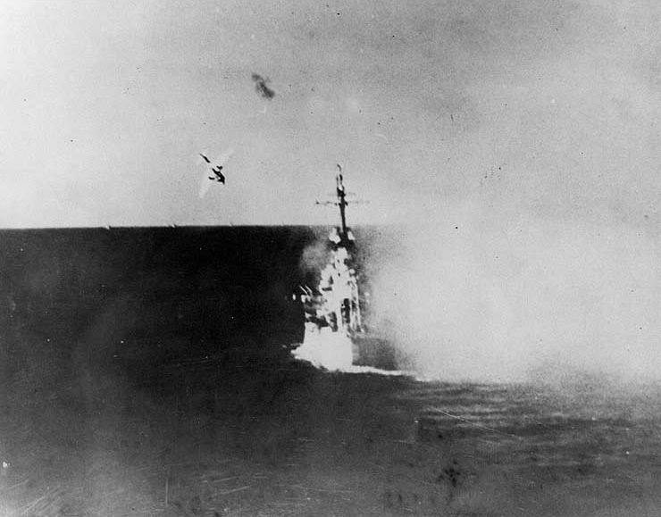 USS Columbia is attacked by a Mitsubishi Ki-51 kamikaze off Lingayen Gulf, 6 January 1945