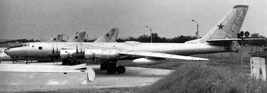 The Tu-95 LAL.