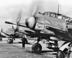 When installed in the Me 262, the BK 5's protruding muzzle was prone to jamming