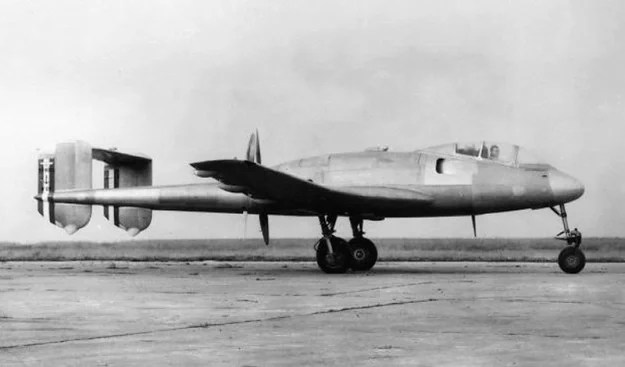 This side view showcases what is thought to be the initial Sud-Ouest SO.8000 Narval prototype, interestingly the second one to take flight. The image highlights the excellent visibility afforded to the pilot by the design of the cockpit.