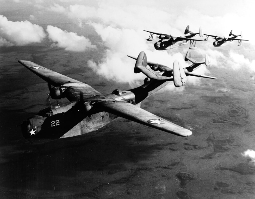 The two PBM-1s are without wing floats, the two PBM-3s have wing floats.